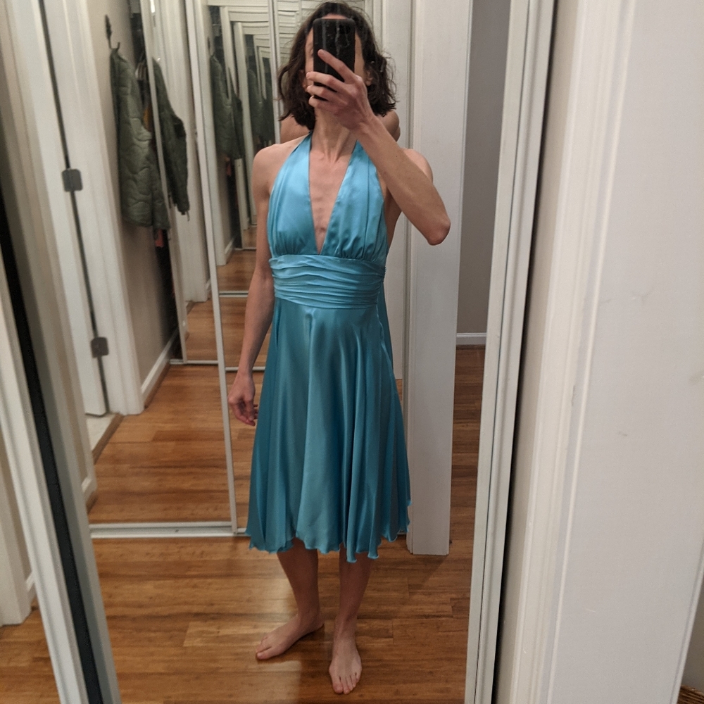 Marilyn Monroe halter dress